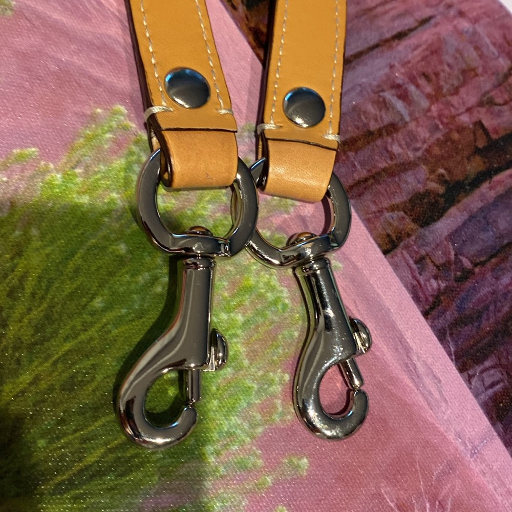 Coach Replacement Leather Strap. - Picture 3 of 7